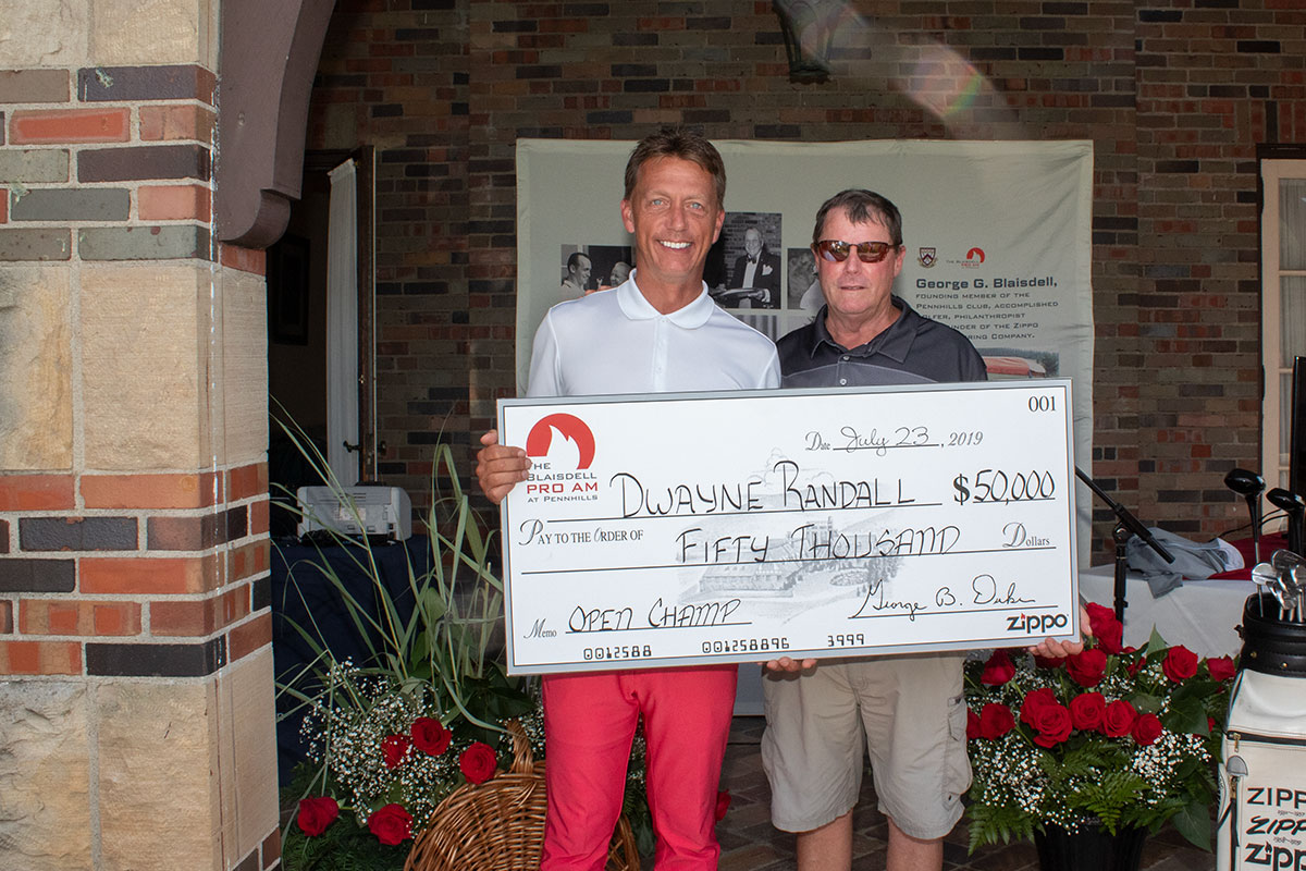 2019 Blaisdell Pro Am winner Dwayne Randall with over-sized winning check.